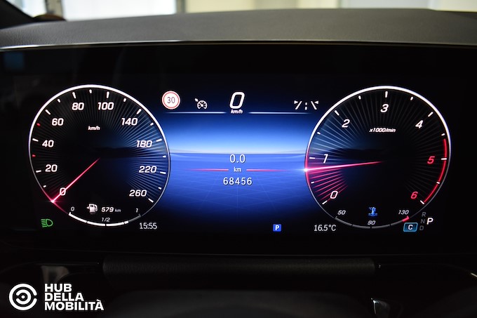 MERCEDES-BENZ GLA 200 d Automatic Progressive Advanced
